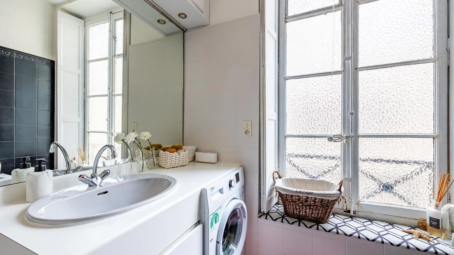 Appartement Haussmannien D'Artiste, Exception, Quai De Saone Balcon+Parking Lyon